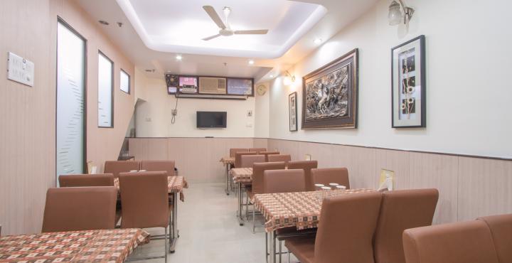 Hotel Aster Inn New Delhi Экстерьер фото