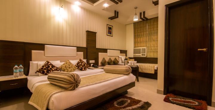 Hotel Aster Inn New Delhi Экстерьер фото